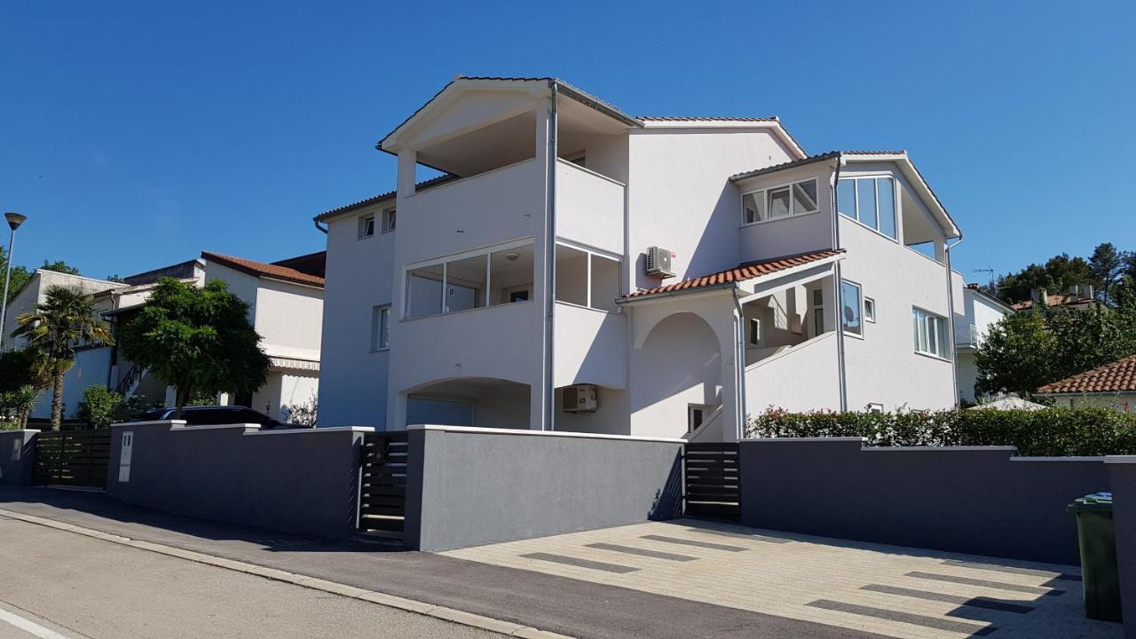 Melanie Apartmán